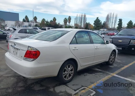 2005 Toyota Camry Le V6 из США, поврежденный, VIN 4T1BF32K25U095406
